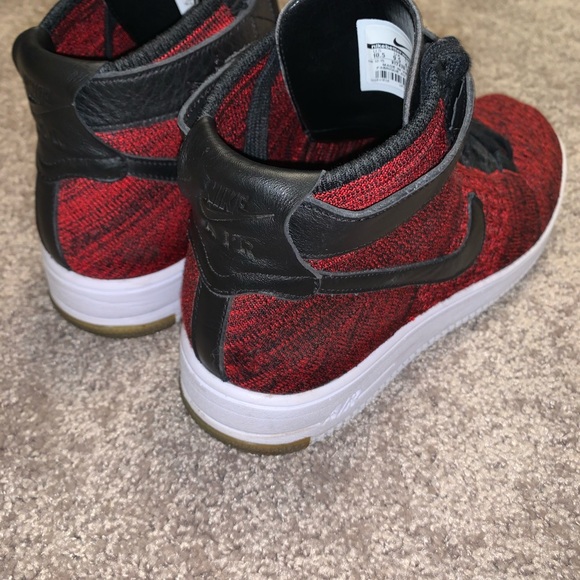 Nike Air Force 1 Flyknit University Team Size 10.5 main image 5